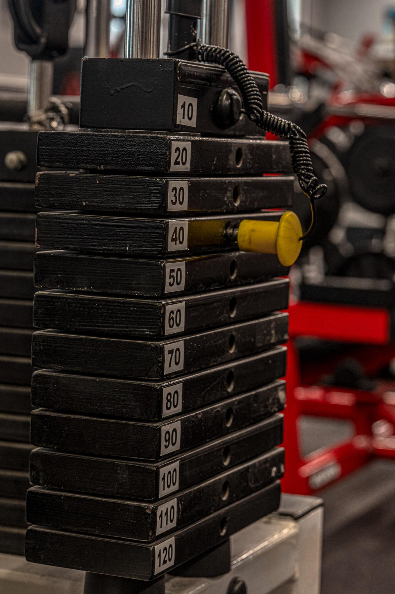 Weight stack tower detail